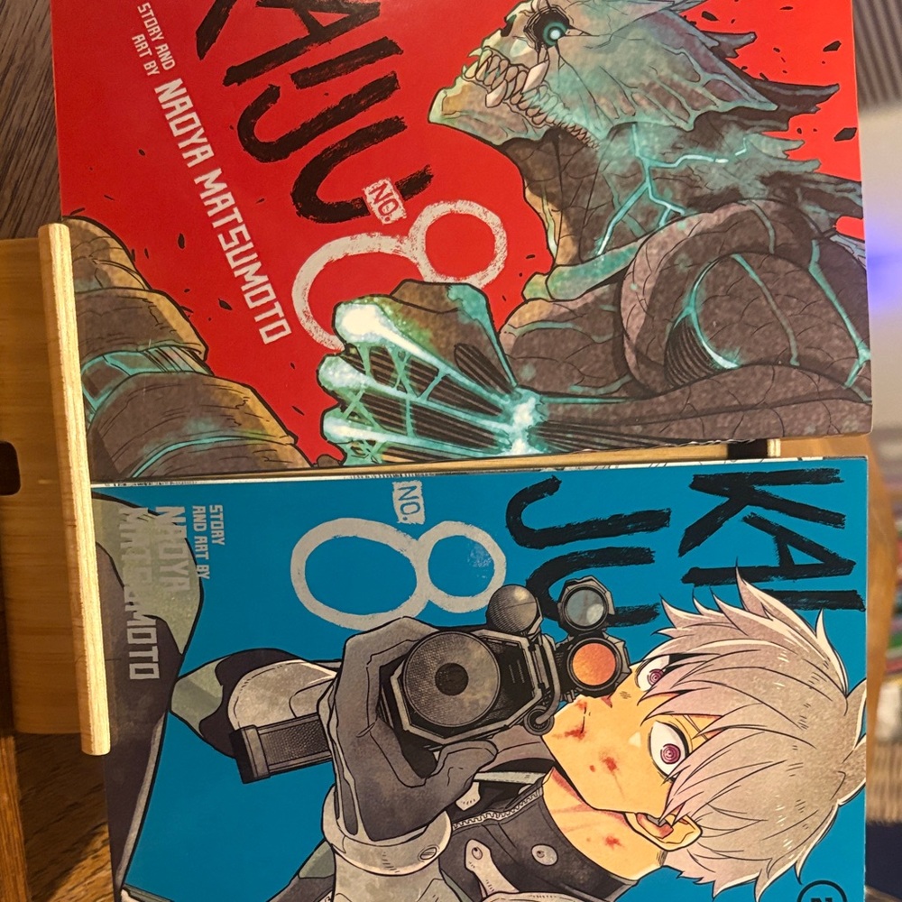 Kaiju no.8 vol. 1-14, kaiju no.8: B-side vol. 1-2 and kaiju no.8 relax vol. 1 - Picture 4 of 10
